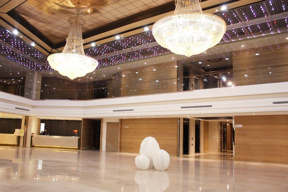 Pleasant Hotels International Taoyuan Exteriör bild