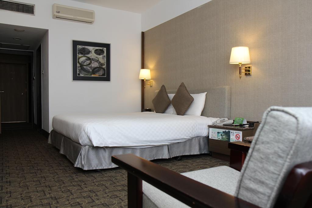 Pleasant Hotels International Taoyuan Exteriör bild