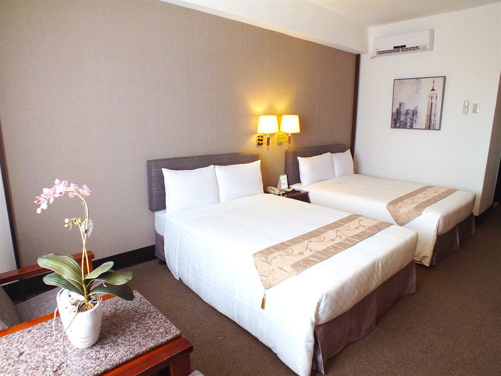 Pleasant Hotels International Taoyuan Exteriör bild