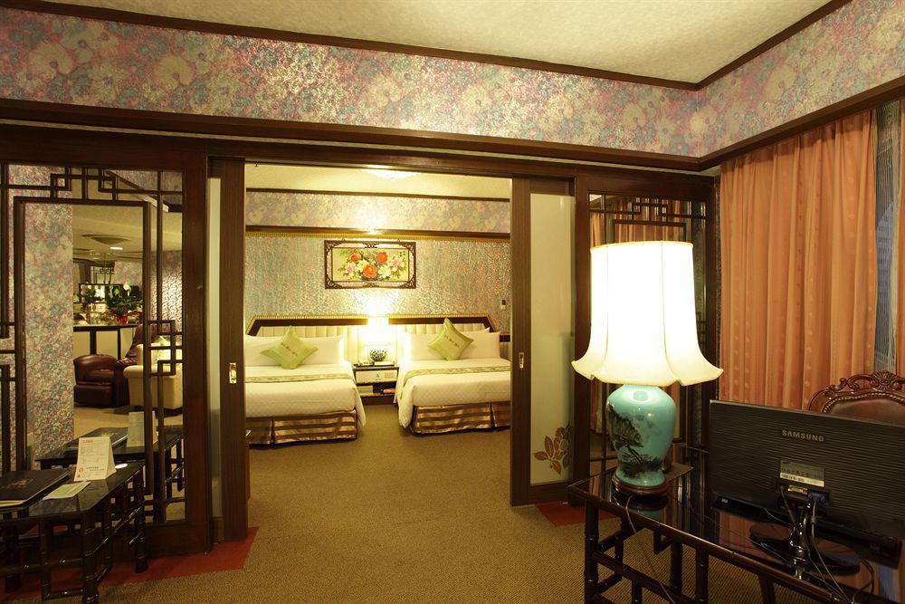Pleasant Hotels International Taoyuan Exteriör bild